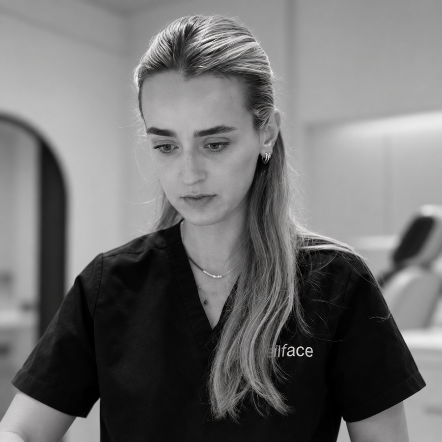 dr bianca trying smile boosters